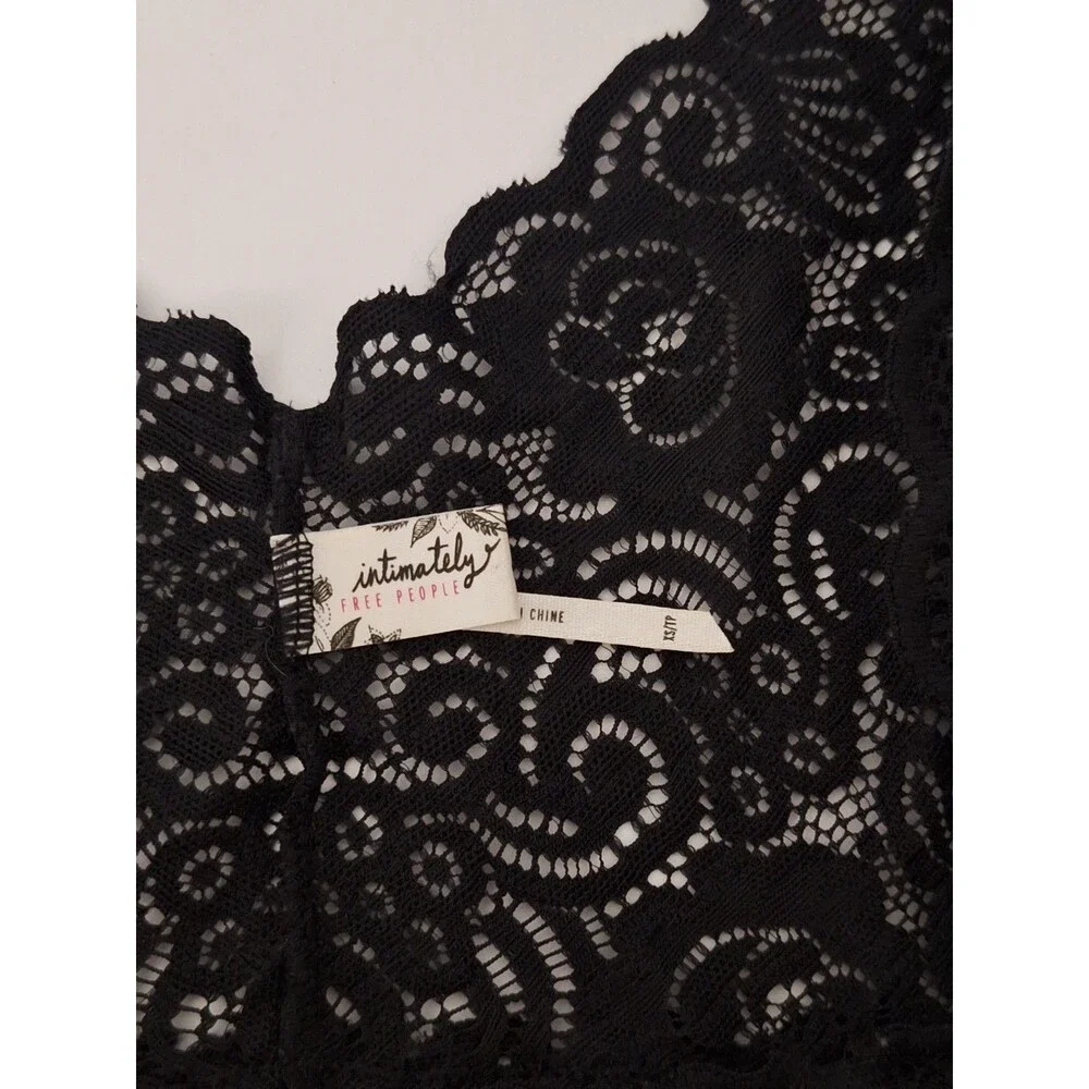 Free People Intimately Chase Me Crop Top Black Lace Brami Bralette Sz XS Sexy